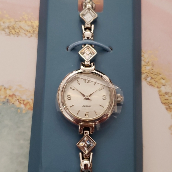 Sparkling Bracelet Watch by Avon - Picture 3 of 7